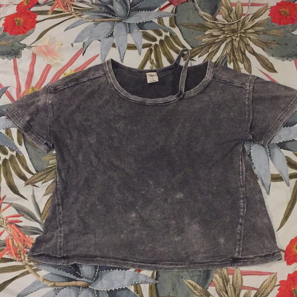 WE THE FREE x FREE PEOPLE medium alex tee in grey!